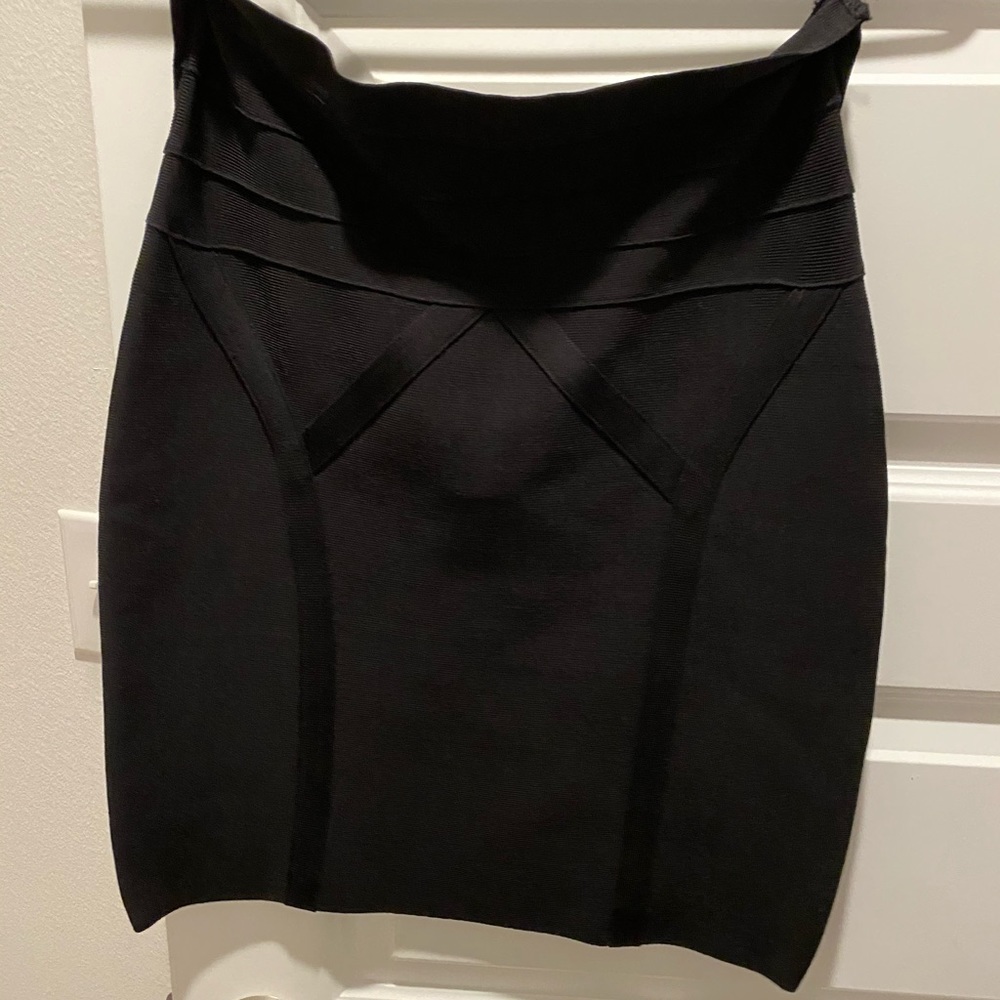 BeBe black skirt
